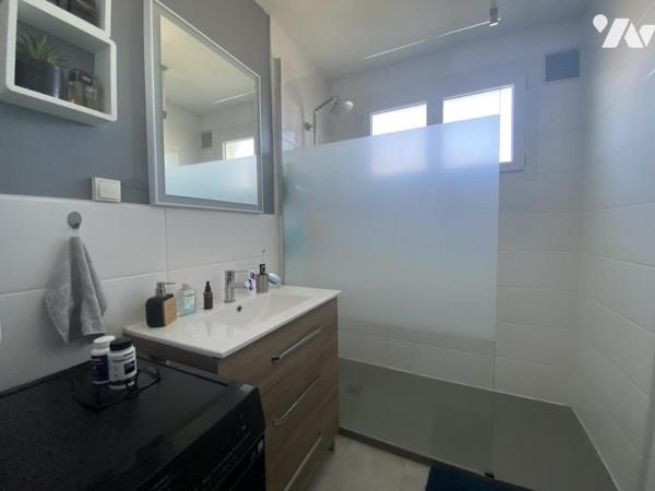 APPARTEMENT T3 - 74M² - 3ème et dernier étage 