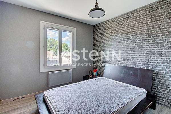 A VENDRE VIDAUBAN Maison de 111m2 de plain-pied avec piscine et dépendance