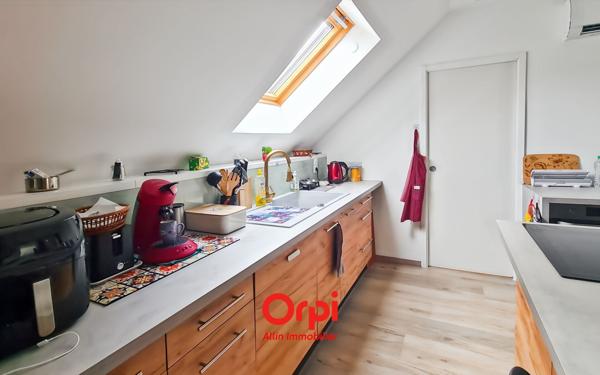 Immeuble à vendre    4 pièces •  Domérat