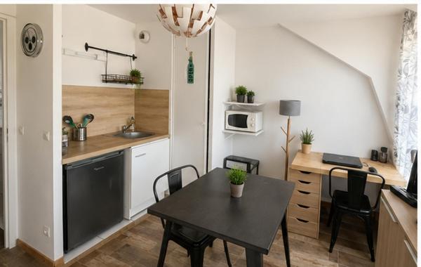 A LOUER : T1 à LILLE • Rue du Guet - CHU • 630 € CC • Réf. 67892929622