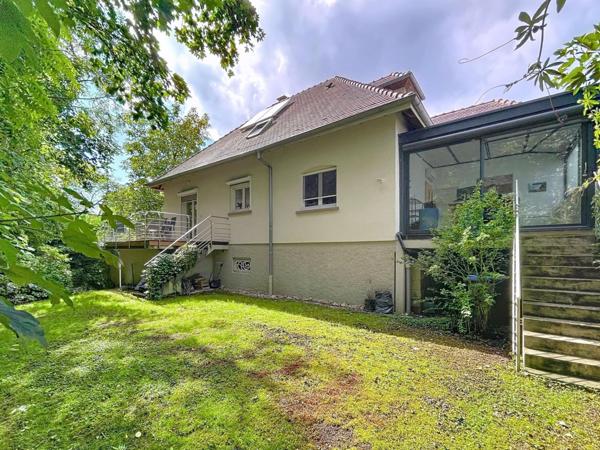 Maison d'exception de 162m2 à Eschau, en bord de forêt, non loin des grands axes