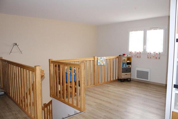 Langogne Maison  5 pièce(s) 172 m2