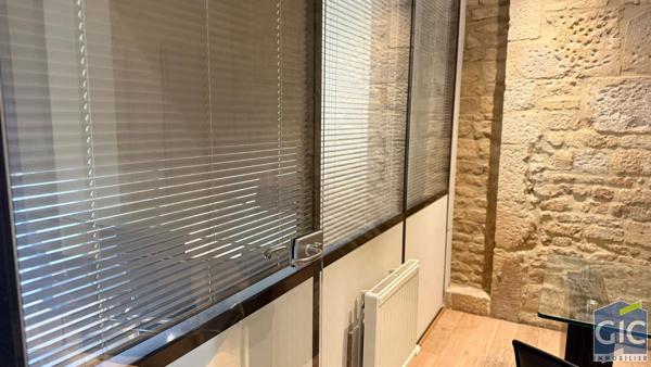 LOCAL COMMERCIAL 60 M², Caen 14000