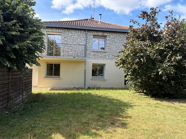 A vendre Maison à 5mn de l'hyper centre de Périgueux avec jardin et garage