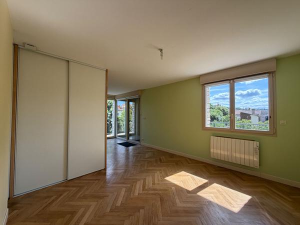 A vendre Maison à 5mn de l'hyper centre de Périgueux avec jardin et garage