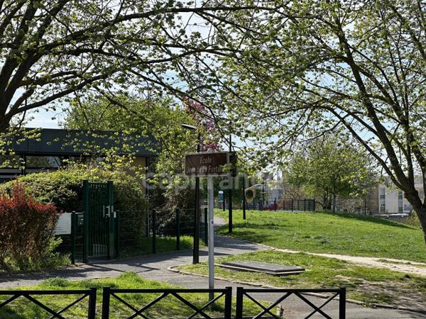 Terrain paysager à vendre Sartrouville