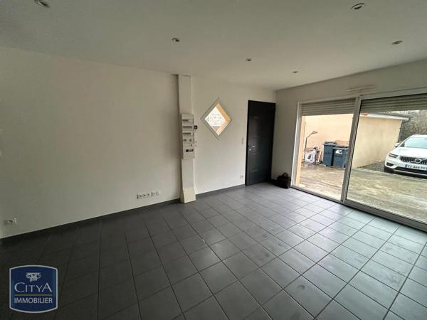Maison à louer 3 pièces 56.55m² Issoire (63500)