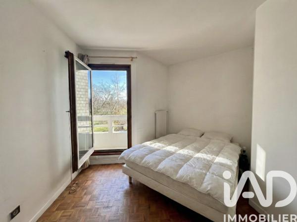 Appartement à vendre 3 pièces 76 m² Suresnes