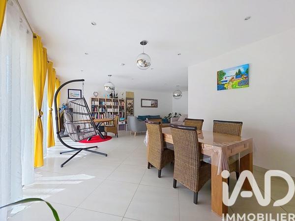 Maison à vendre 6 pièces 153 m² Bourgbarré