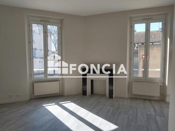 Location Studio 32.9 m² - 6 RUE DES PETITS PAS Dreux 28100