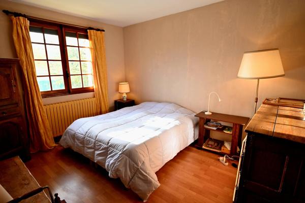 Maison 4ch - Plage 7' à pied - 1 ch et 1 salle d'eau au RDC