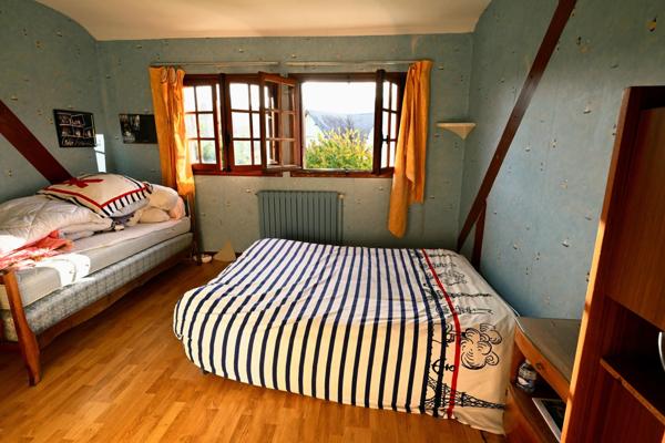 Maison 4ch - Plage 7' à pied - 1 ch et 1 salle d'eau au RDC