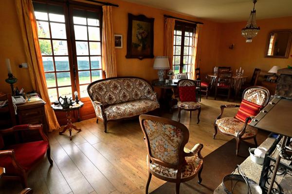 Maison 4ch - Plage 7' à pied - 1 ch et 1 salle d'eau au RDC