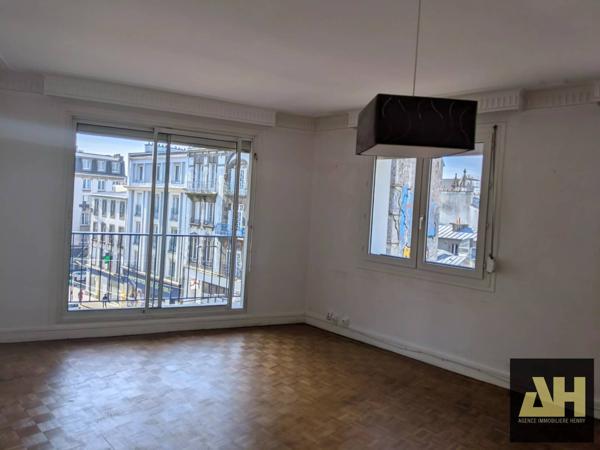 A VENDRE APPARTEMENT CENTRE VILLE BREST ASCENSEUR BALCON