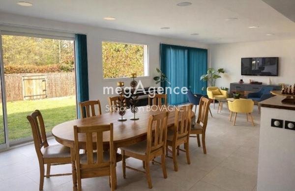 Maison à MONTBIZOT, 72380 - 8 pièces 193m²