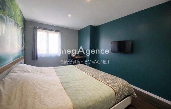 Maison à MONTBIZOT, 72380 - 8 pièces 193m²