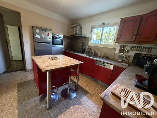 Maison à vendre 9 pièces 217 m² Bédarrides