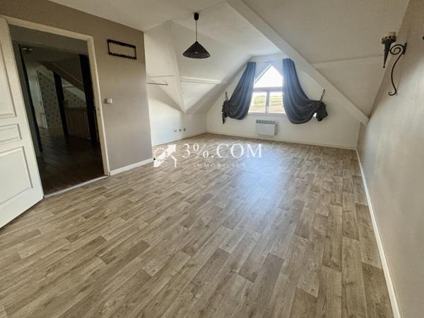 Maison 7 pièce(s) 4 chambre(s) 230 m²