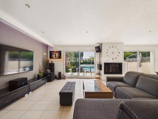 Vente Maison161,3 m² - 6 Pièces - EYSINES (33320)