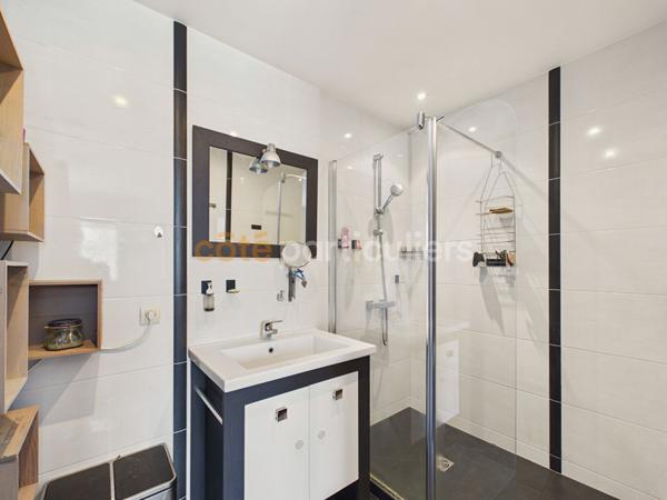 Vente Maison161,3 m² - 6 Pièces - EYSINES (33320)