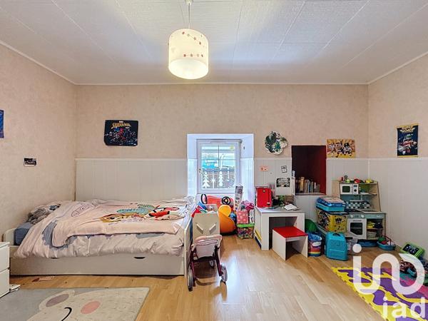 Appartement à vendre 4 pièces 103 m² Saint-Pierre-en-Faucigny