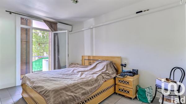 Appartement à vendre 4 pièces 74 m² Nîmes