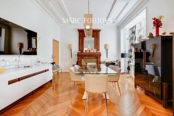 Paris XVII Parc Monceau – appartement familial et de reception 251 m²