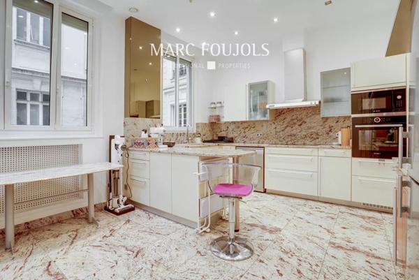 Paris XVII Parc Monceau – appartement familial et de reception 251 m²