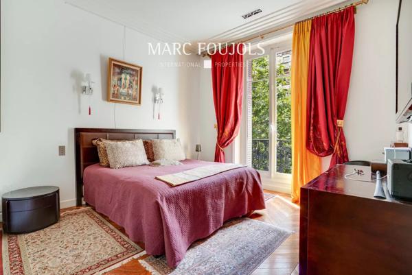 Paris XVII Parc Monceau – appartement familial et de reception 251 m²