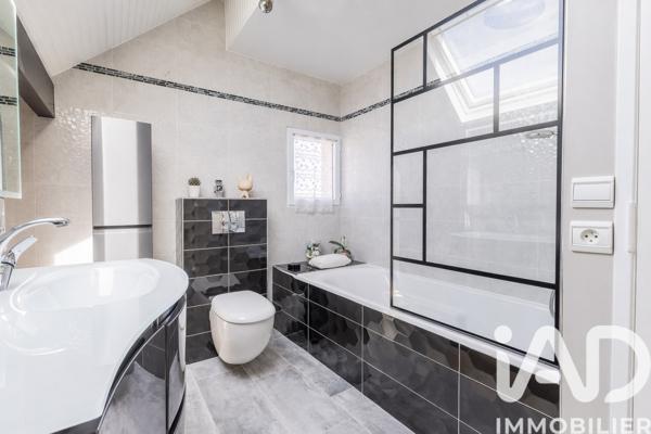 Maison à vendre 5 pièces 110,16 m² Savigny-sur-Orge