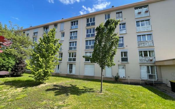 Appartement à vendre    4 pièces • 75 m2 Cachan