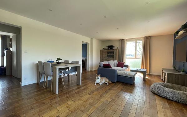 Appartement à vendre    4 pièces • 75 m2 Cachan