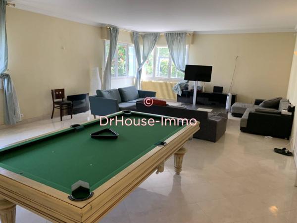 Maison à vendre 8 pièces de 341 m²