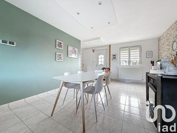 Maison à vendre 4 pièces 88 m² Cauchy-à-la-Tour