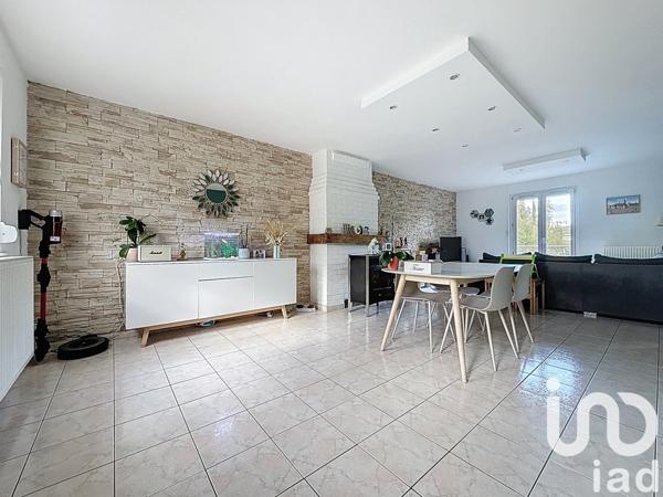 Maison à vendre 4 pièces 88 m² Cauchy-à-la-Tour