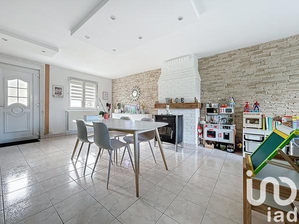 Maison à vendre 4 pièces 88 m² Cauchy-à-la-Tour