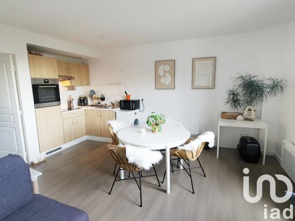 Appartement 3 pièces de 49 m² à Saint-Brieuc (22000)