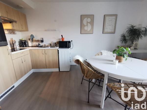 Appartement 3 pièces de 49 m² à Saint-Brieuc (22000)