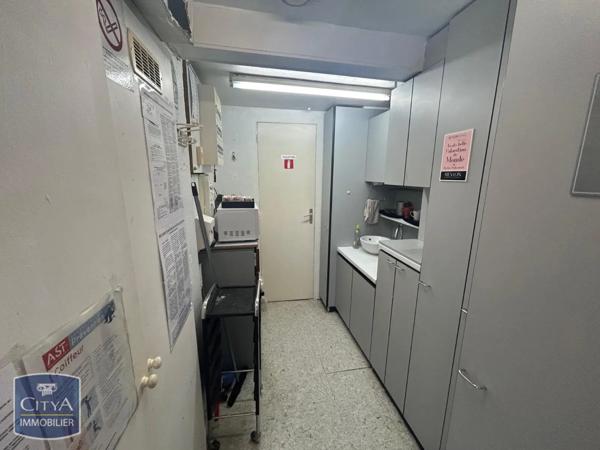 Location local commercial 68.07m²