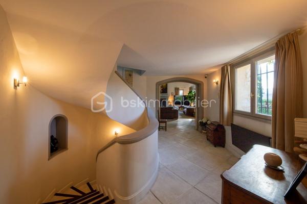 Maison provencale de 490 m²