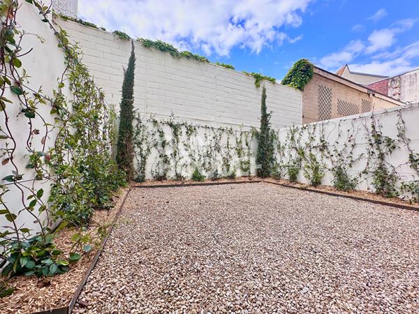 VILLA DEAUVILLAISE A VENDRE ! EMPLACEMENT RARE !