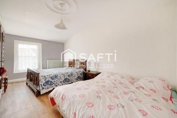 Varangéville - Grande maison 202 m2 habitables, 5 chambres, grand jardin et un garage !