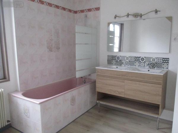 Appartement à louer à Brionne dans l'Eure (27800), ref : 27049-L206