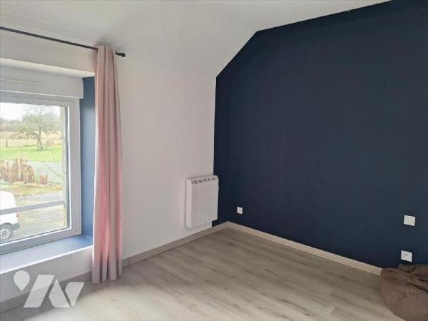 A Vendre, à ERNEE (53500) en Mayenne. Une maison à usage d'habitation, offrant 296 m² habitable...