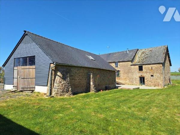 A Vendre, à ERNEE (53500) en Mayenne. Une maison à usage d'habitation, offrant 296 m² habitable...
