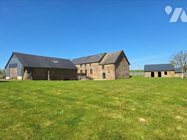 A Vendre, à ERNEE (53500) en Mayenne. Une maison à usage d'habitation, offrant 296 m² habitable...