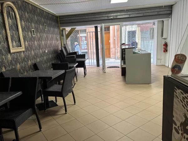 Vente                                                      Local commercial
                        
                     1 pièces                      30 m2                     à Aubagne