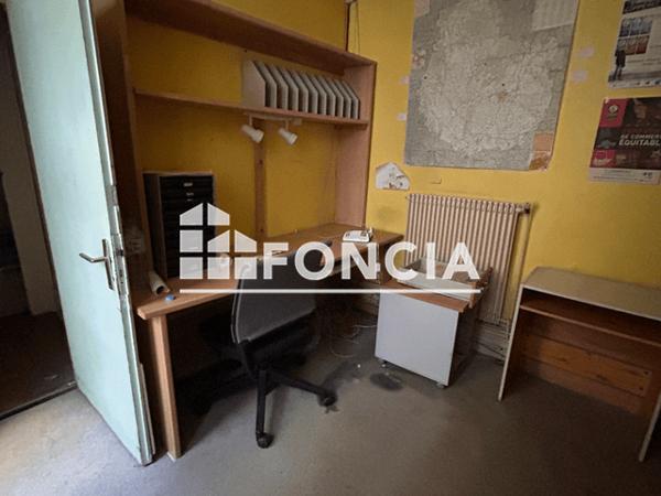 Location Local commercial 5 pièces 60 m² - 9 RUE CHARRUE Dijon 21000