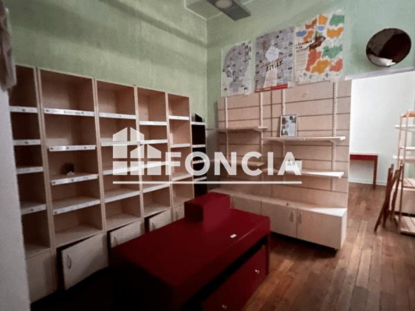 Location Local commercial 5 pièces 60 m² - 9 RUE CHARRUE Dijon 21000