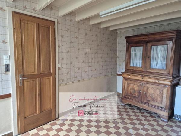 A VENDRE en Exclusivité au Boupère, Maison de bourg de 91 m2 env avec 2 chambres et 1 grenier sur une parcelle de 187 m2